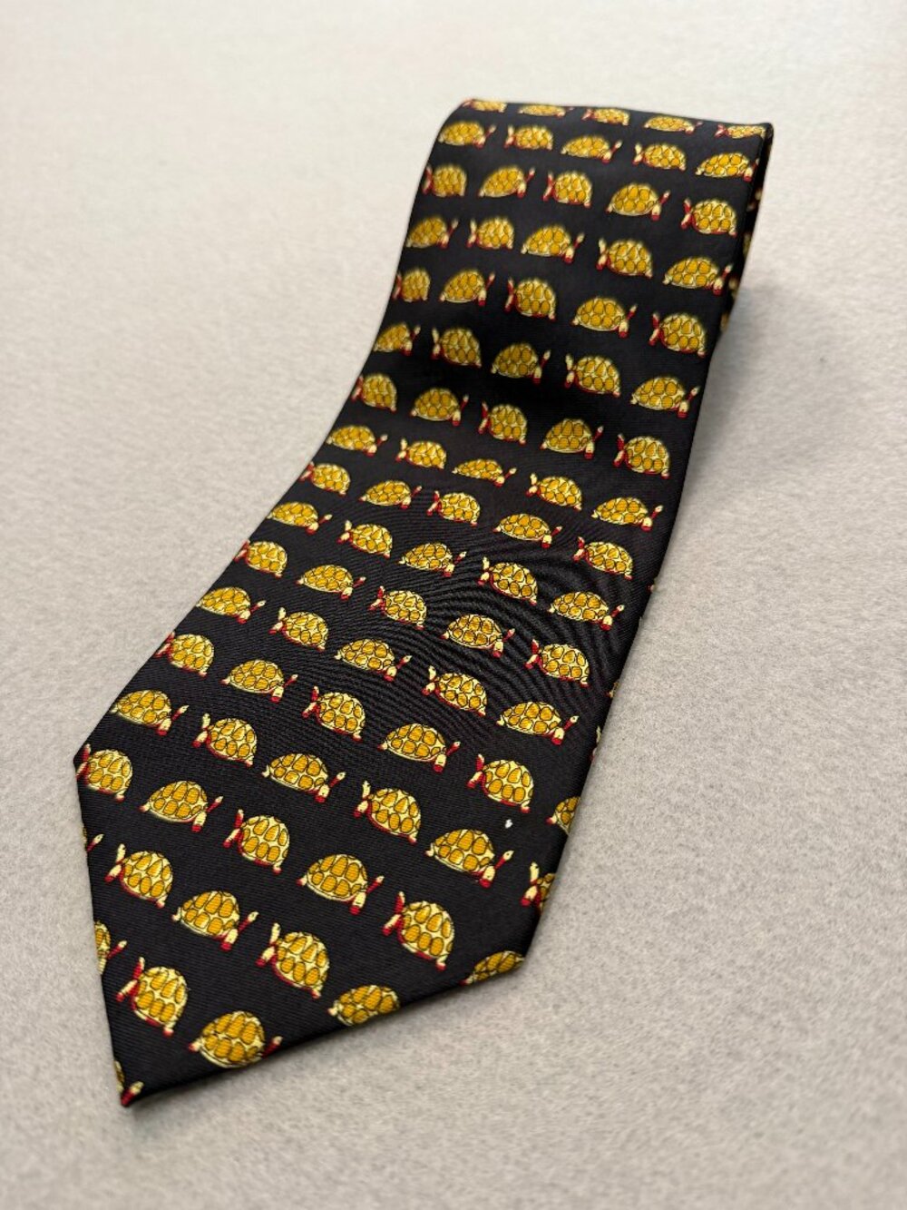 Vintage Andrew Scott 100% Silk Turtle Tortoise Novelty Tie